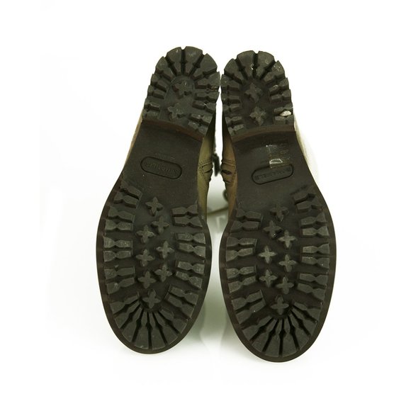 CHANEL  Khaki Suede & Grey wool Booties 38,5 FR - Picture 3 of 9